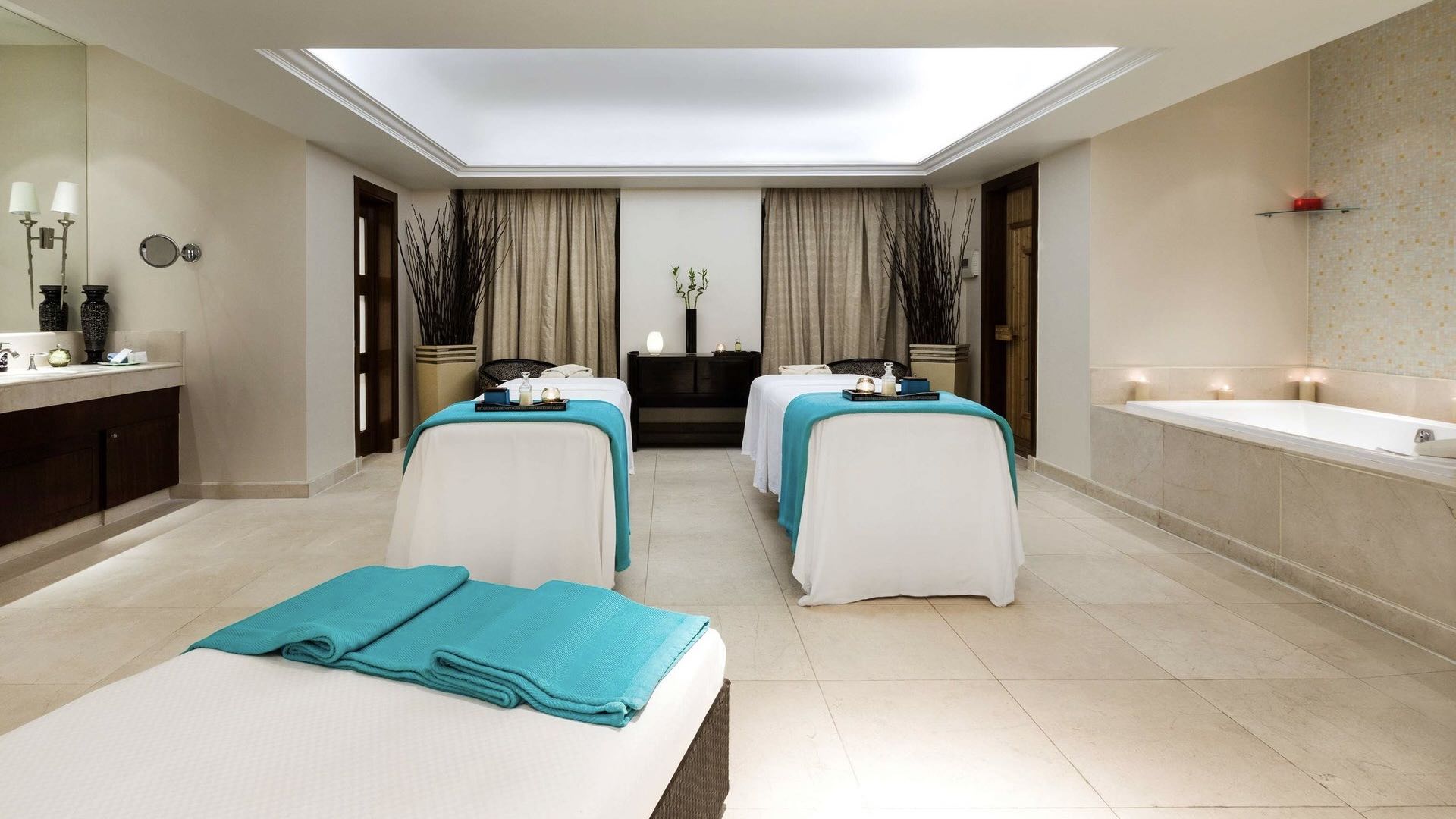 The Spa @ Kempinski Nile Hotel Garden City Cairo treatment room